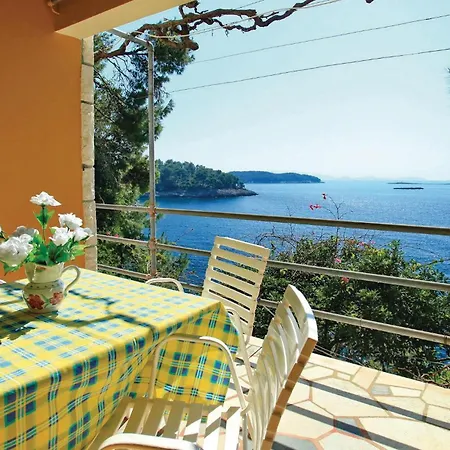 Cozy Apartment In Blato With Kitchen * Prizba